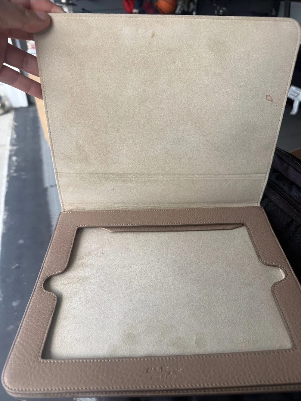Salvatore Ferragamo Men’s Beige Pebbled Leather original iPad Folio Case